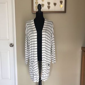 Audrey 3+1 White and Gray Striped Long Duster